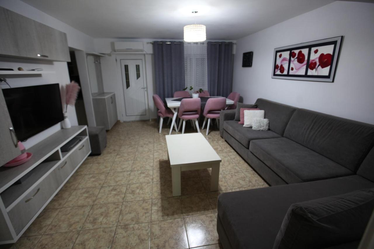 Kuburi Hotel Ksamil Luaran gambar