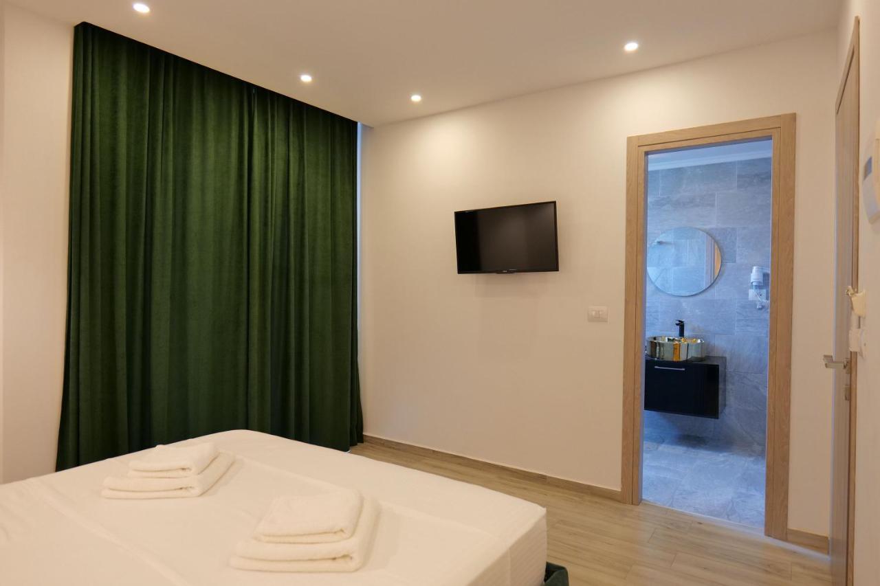 Kuburi Hotel Ksamil Luaran gambar