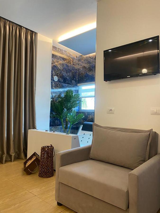 Kuburi Hotel Ksamil Luaran gambar